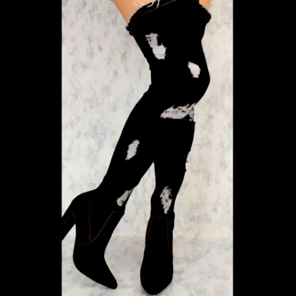 NWOT Cape Robin Knee High Black Jean Distressed Boots